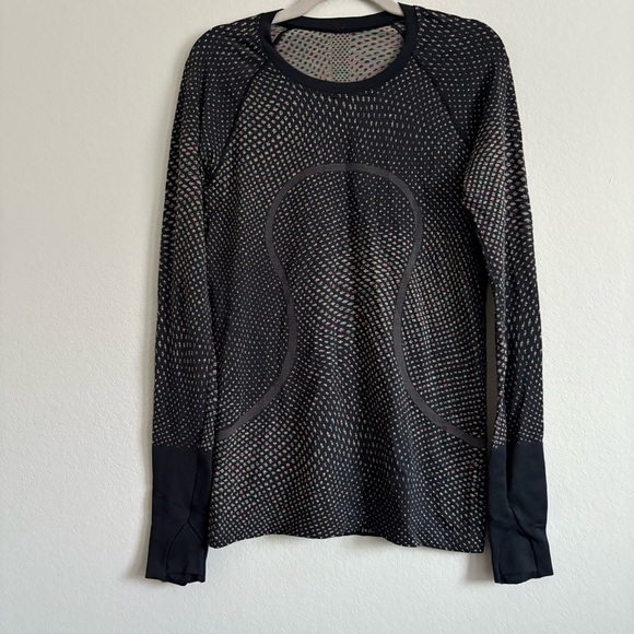 Lululemon Swiftly Tech Long Sleeve Shirt 2.0
Online Only size 8 - Picture 5 of 13